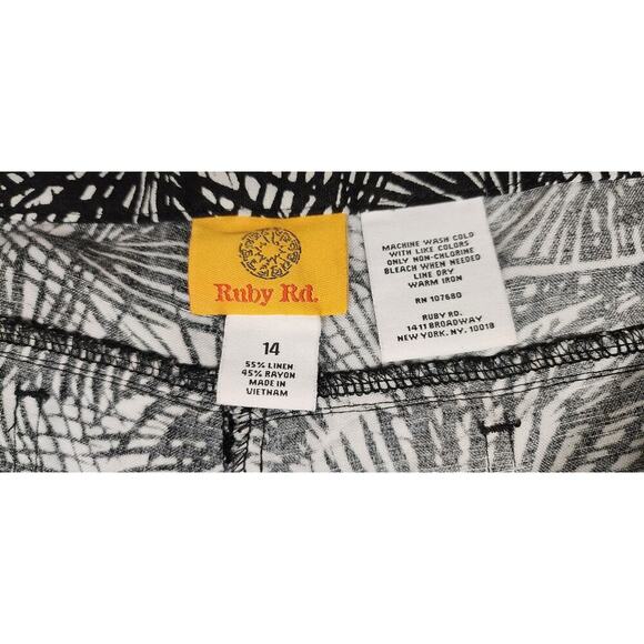 Ruby RD. Women's Floral Capri Linen Casual Pants Size 14 - Picture 4 of 5